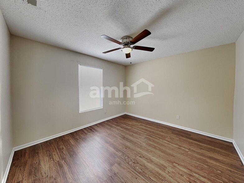 Building Photo - 6847 Tadpole Ct