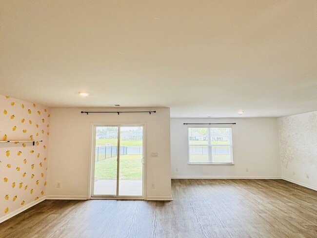 Building Photo - 809 Woodland Farms Cir