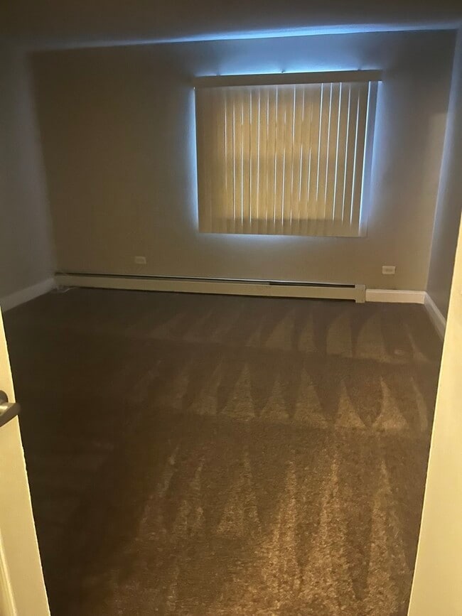 Building Photo - 9962 S 84th Terrace