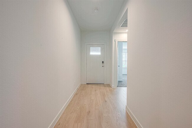 Building Photo - 4210 Harvest Creek Cr