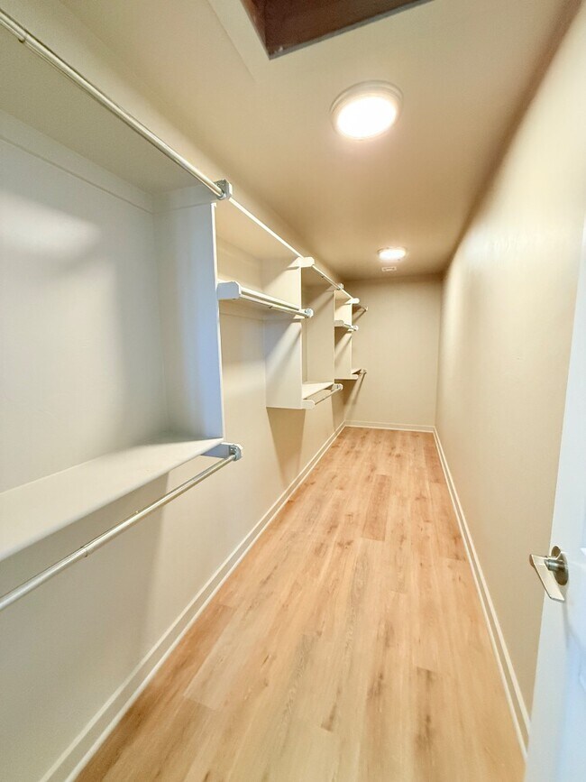 Building Photo - 516 Nabi Dr