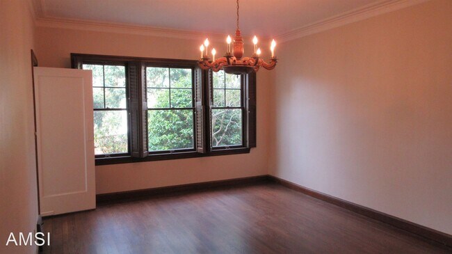 Building Photo - 3 br, 1.5 bath House - 675 Laguna Honda