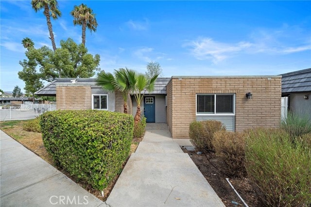 Primary Photo - 22400 Canyon Club Dr