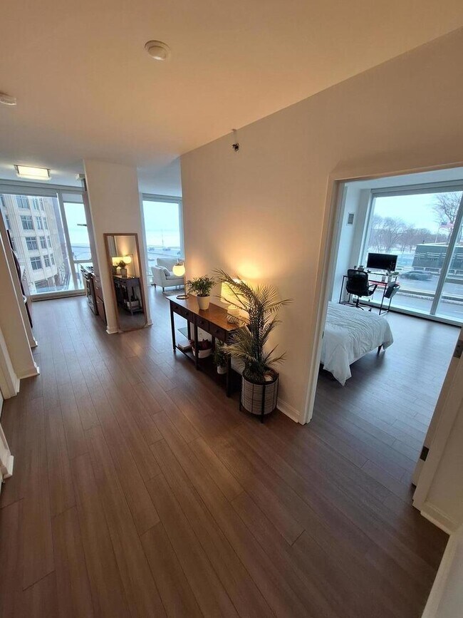 Building Photo - 500 N Lake Shore Dr