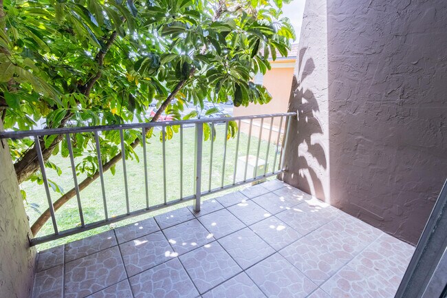 Building Photo - 9459 SW 76th St