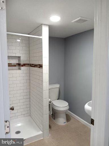 Building Photo - 6295 Kindred St