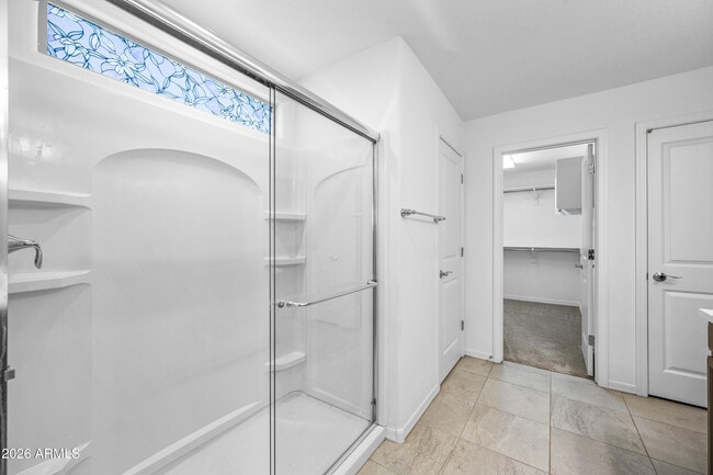 Building Photo - 8926 W Oregon Ave