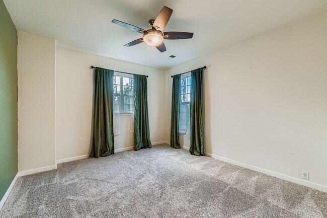 Building Photo - Beautiful 5 Bedroom Home for Rent in Anthe...