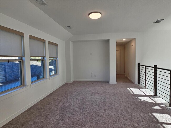 Building Photo - 641 Pecan Bottom Trail