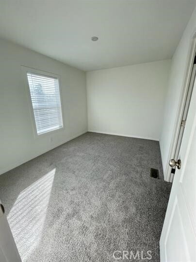 Building Photo - 120 Diana St