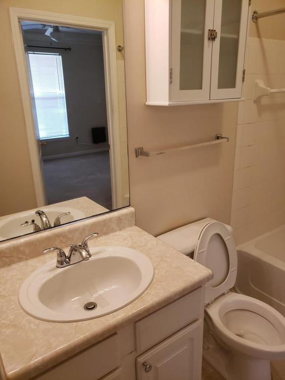 Building Photo - 17966 Villa Creek Dr