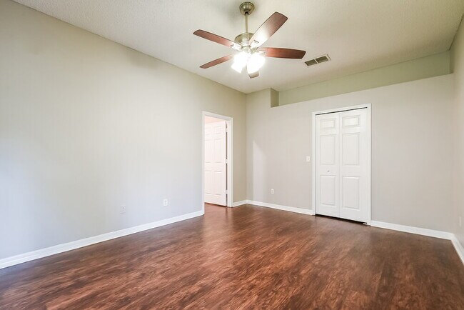 Building Photo - 1149 Osprey Way