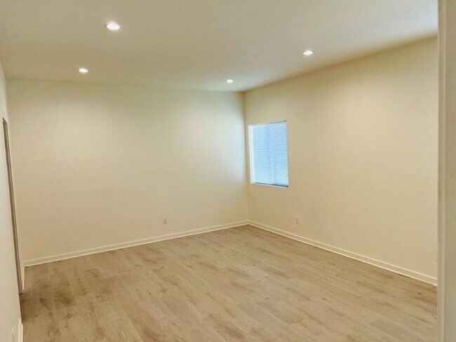 Building Photo - Hart RCLA RUBS