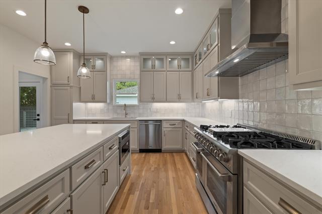 Building Photo - 6255 Belmont Ave