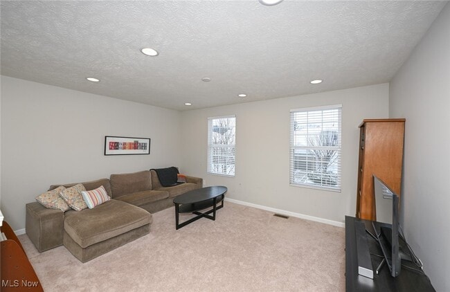 Building Photo - 81 Garnett Cir