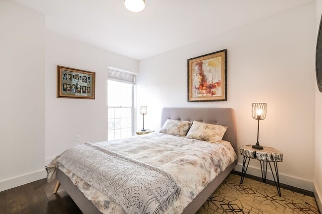 Building Photo - 199 14th St NE