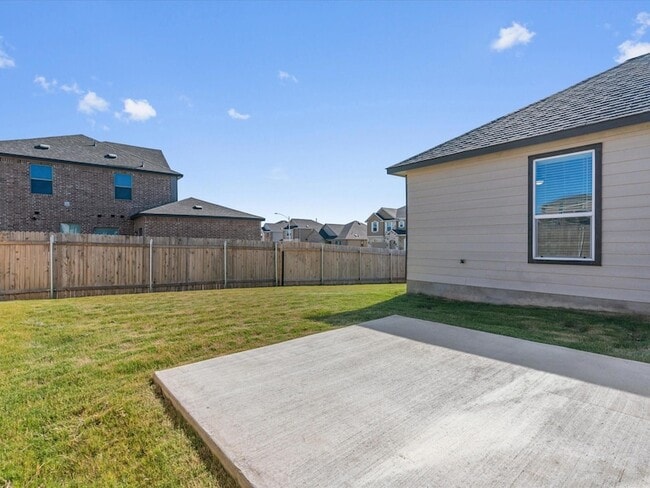 Building Photo - 12501 Chumleys St