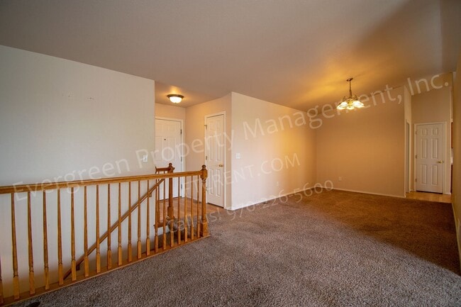 Building Photo - 413 Hawthorne Ave
