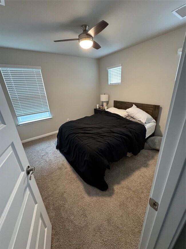 Building Photo - 429 El Capitan Lp