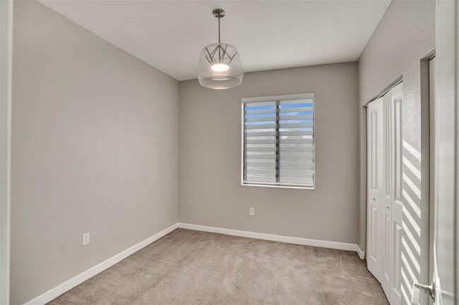 Building Photo - 389 NE 208th Terrace