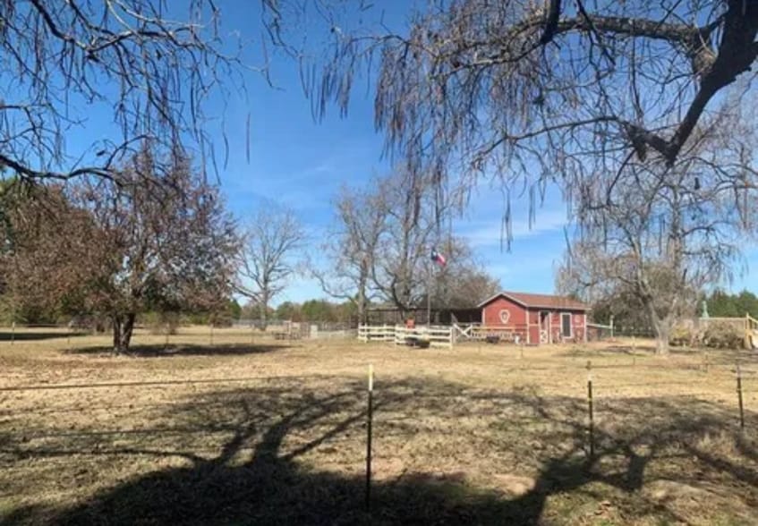 Back - 12995 County Road 2919