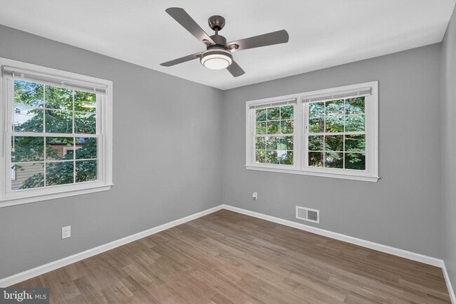 Building Photo - 4752 Carterwood Dr