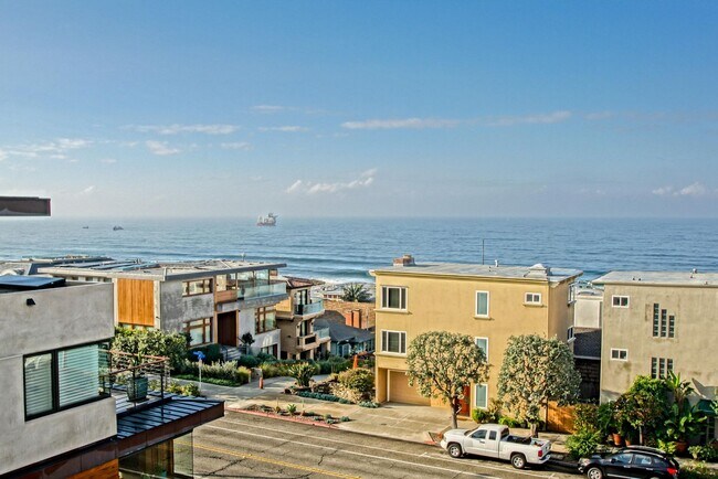 Building Photo - REMODELED, BRIGHT & AIRY, 2-STORY HOME W/ AMAZING PANORAMIC OCEAN VIEWS, 2 LIVING SPACES, 2 LARGE...