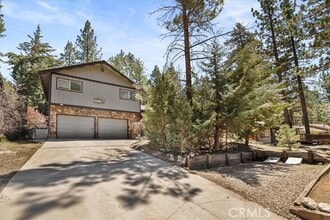 Building Photo - 383 Catalina Rd