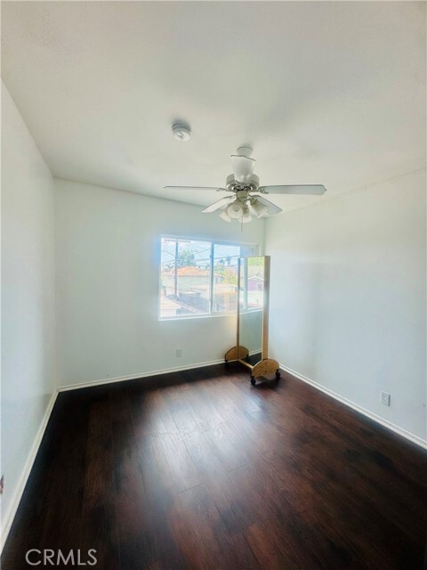 Building Photo - 1224 E La Palma Dr