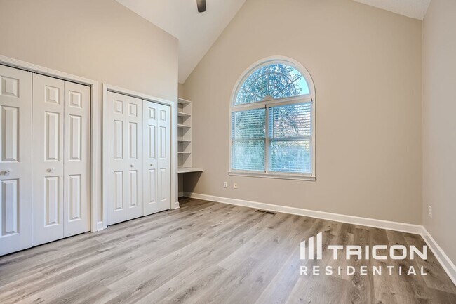 Building Photo - 110 Rockhurst Chase