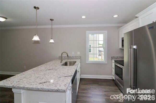 Building Photo - 3967 Newhall Dr NW
