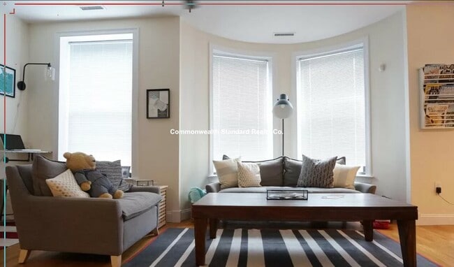 Building Photo - 7 Sutherland Rd