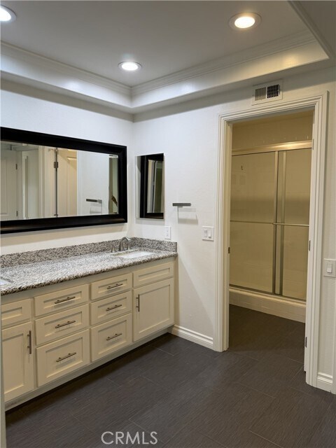 Building Photo - 31 Shearwater