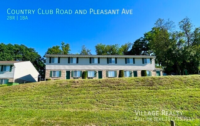 Building Photo - 617 Country Club Rd