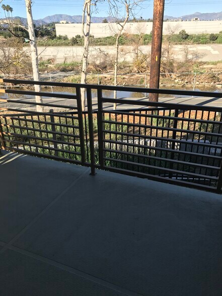 View of bike path and LA River from Deck - 2978 Ripple Pl