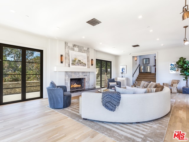 Building Photo - 6201 Rodgerton Dr