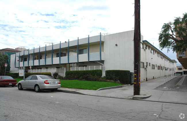 Building Photo - Corteen Apartments