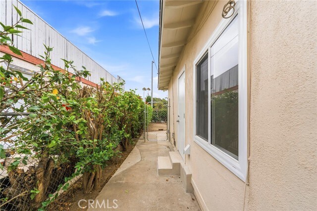 Building Photo - 703 S Harbor Blvd