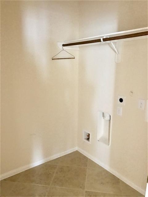 Building Photo - 5618 Drumlin Field Way