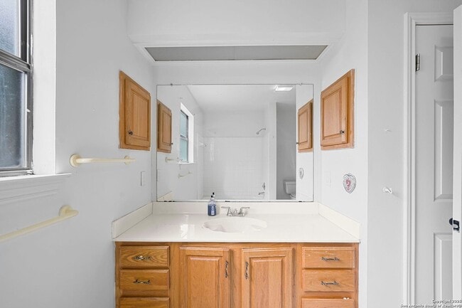 Building Photo - 3161 Tanglewood Trail