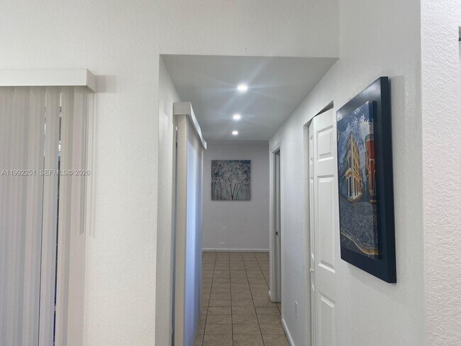 Building Photo - 17331 NW 7th Ave