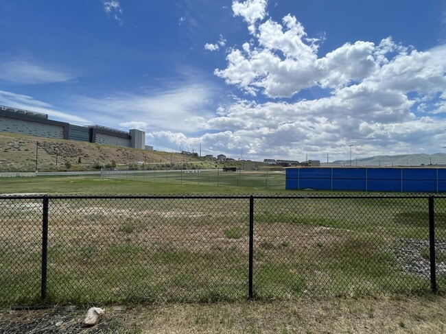 Building Photo - 621 Koins Way
