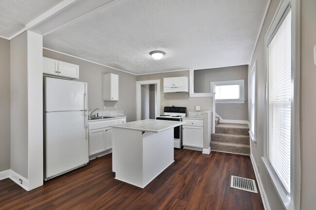 Building Photo - 2611 Beulah Rd