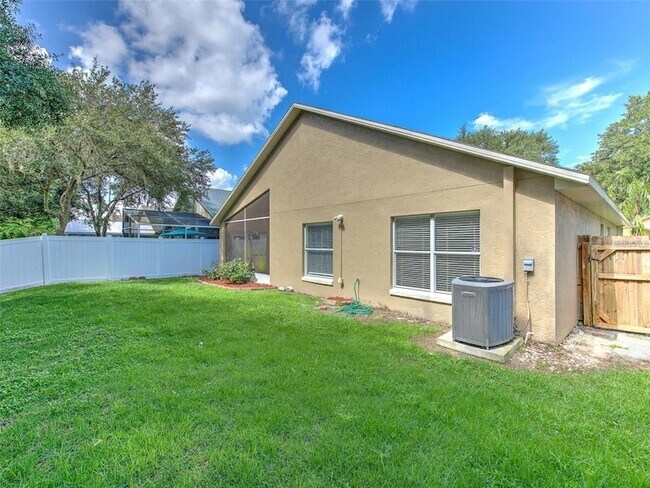 Building Photo - 10140 Somersby Dr