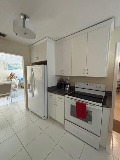 Building Photo - 1701 SW 16th St