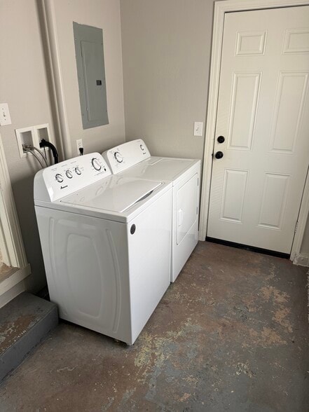 Building Photo - 1707 S Estelle St