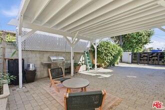 Building Photo - 4276 Kenyon Ave