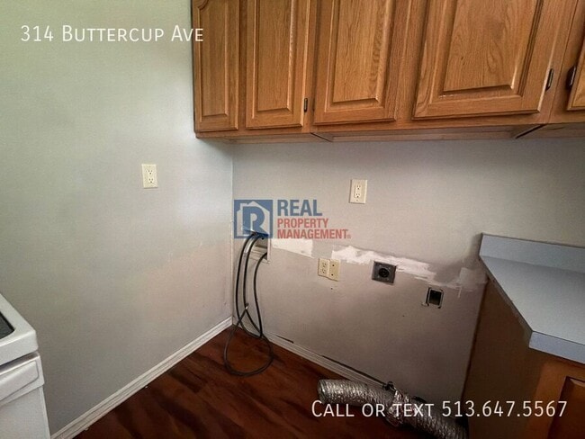 Building Photo - 314 Buttercup Ave