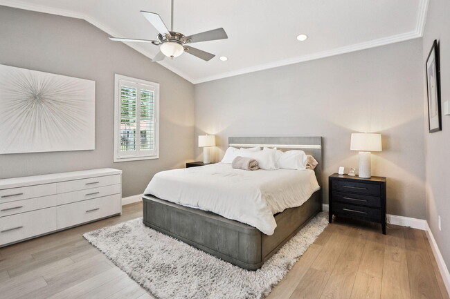 Building Photo - 6718 Portside Dr