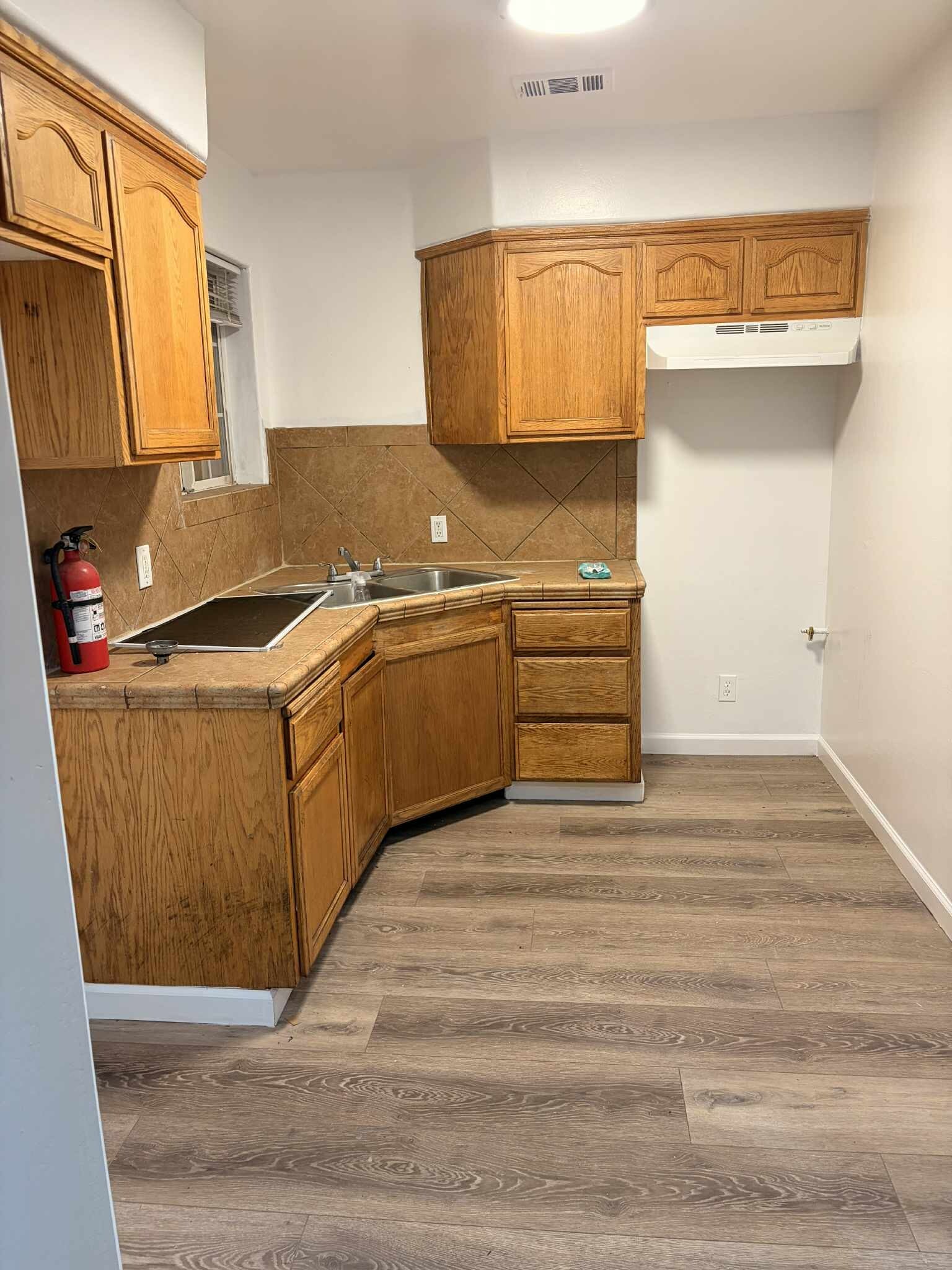 Building Photo - 730 S Haley St